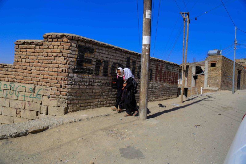 阿富汗喀布尔警方表示，当地一座教育中心发生爆炸、造成至少19人死亡及多人受伤。 (欧新社)
