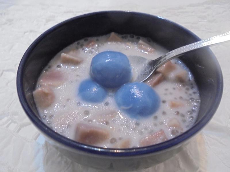 芋頭椰奶摩摩喳喳紫湯圓