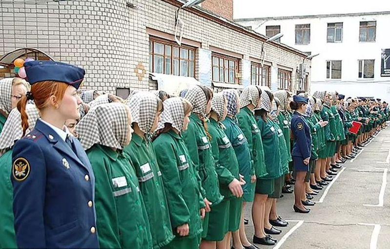 俄羅斯兵源吃緊，傳將徵召「女囚」上戰場，至少已有百人被派往前線。（取材自推特）