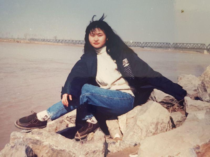 作者1990年在黃河邊留影。