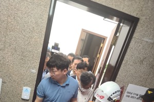 絕食抗議第19天 韓在野黨領袖李在明送醫 檢聲請逮捕令