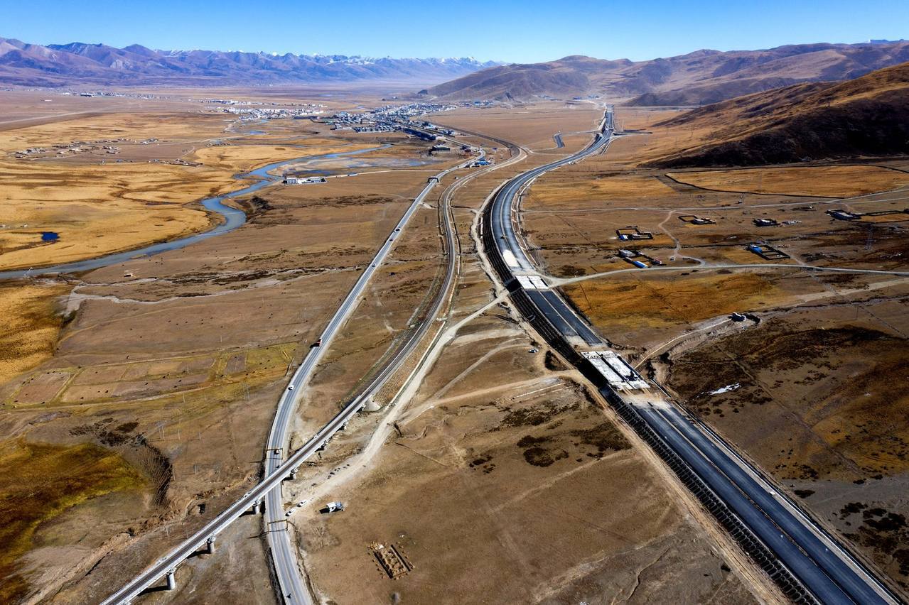 习近平「巩固边疆」川藏铁路雅林段动工全长1011公里