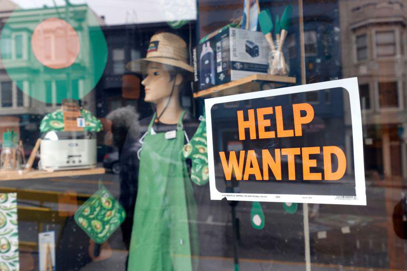 加州失業率自疫情開始以來，11月首次跌破7%，但招聘速度明顯放緩，雇主很難找到員工。(Getty Images)