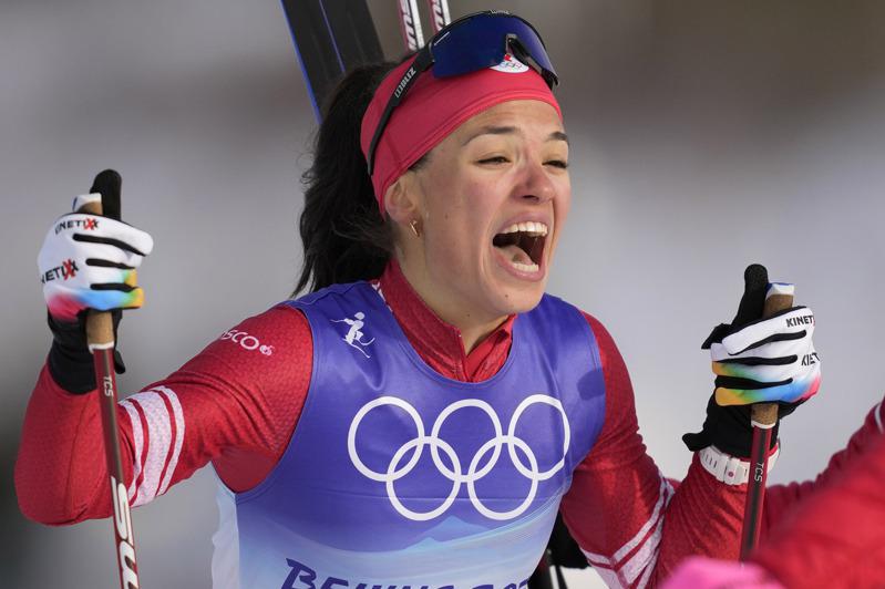 俄羅斯越野滑雪接力金牌女將斯捷潘諾娃對外媒做出反擊。（美聯社）