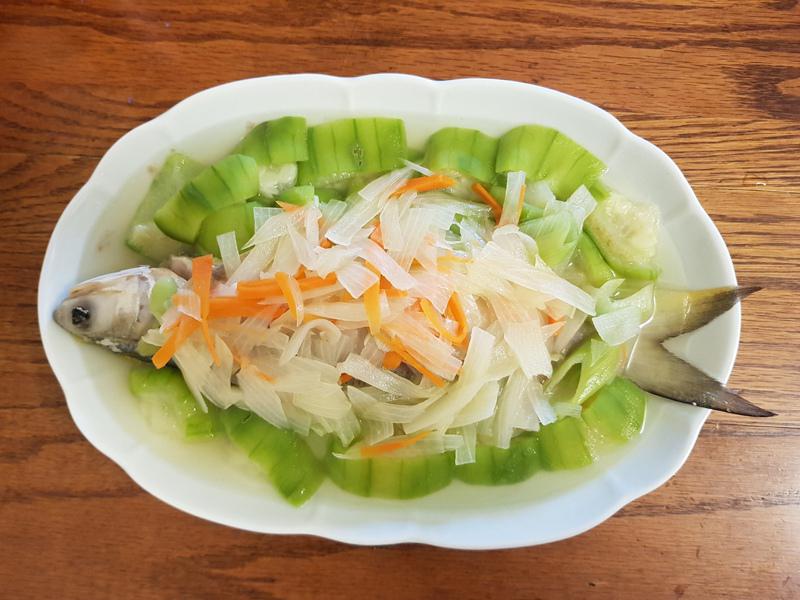 午魚蒸絲瓜