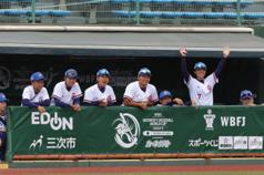 世界盃女子棒球錦標賽B組小組賽持續在日本展開，台灣隊15日比賽首局就灌進6分，奠定勝基，終場以12比6擊退波多黎各、開心拿下3連勝。（中央社／WBSC世界棒壘球總會提供）