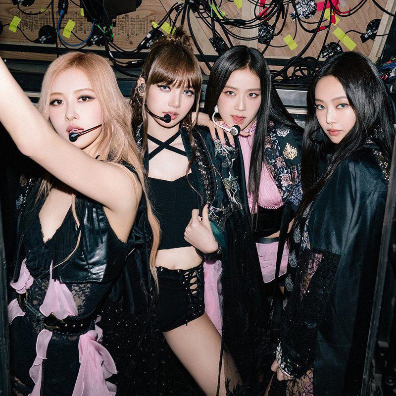 南韓人氣女團BLACKPINK在今年8月慶祝出道7周年，成員是否與YG續約問題備...