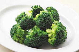 營養師建議，若要降低過敏原影響，可以多攝取高麗菜、花椰菜、小白菜、白蘿蔔、芥藍菜等十字花科蔬菜，其當中含有硫化素，有助於血管放鬆。（本報資料照片）