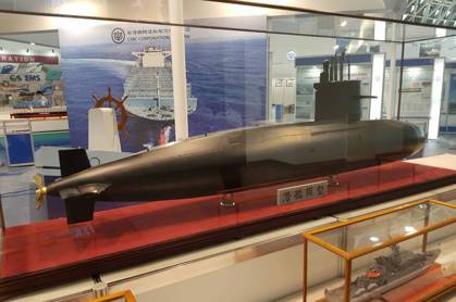 國造潛艦（IDS）模型，外型沿襲劍龍級。（圖：先勢公關提供）