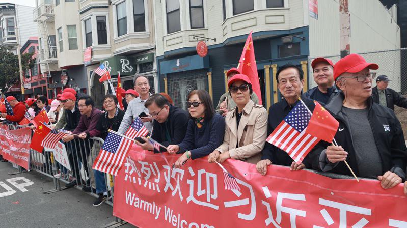 南加華人前往舊金山支持中美元首會晤。（程章毅提供）